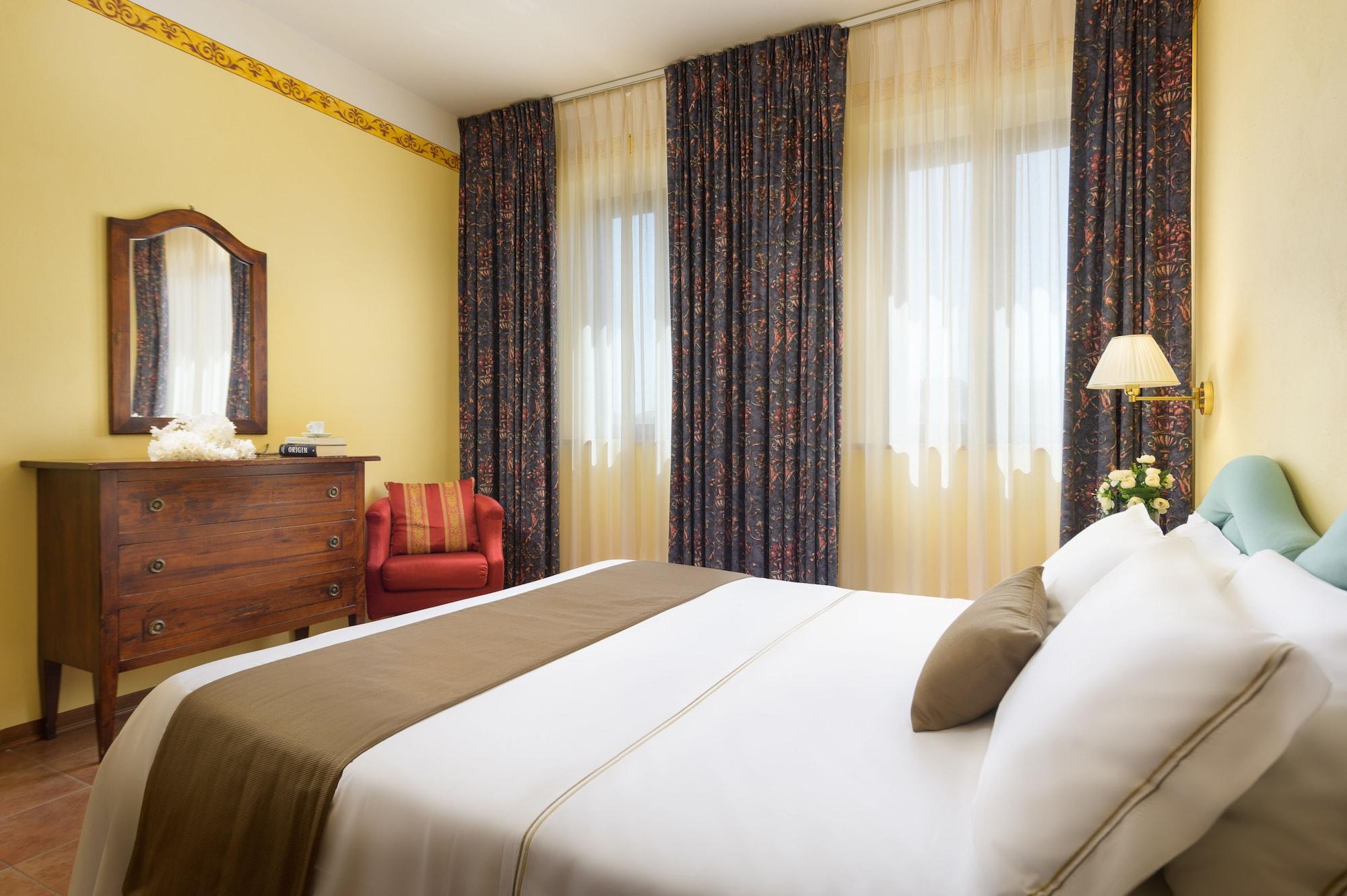 โฮเทล เรสซิเดนต์ ซานเกรโกริโอ Hotel ปีเอนซา ภายนอก รูปภาพ
